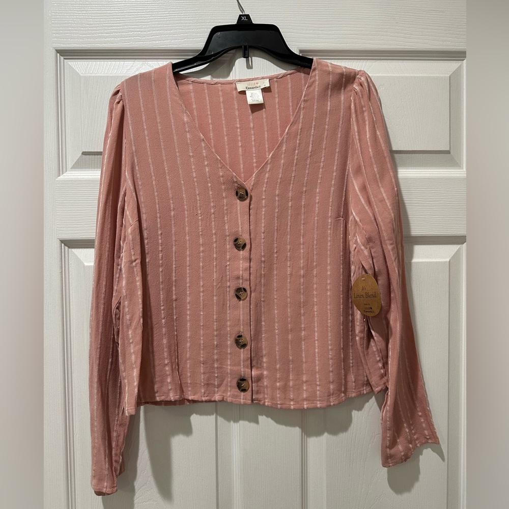 NWT women’s top